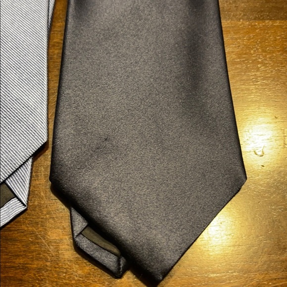 Bundle of Brooks Brothers 346 Silk Ties - Picture 4 of 5